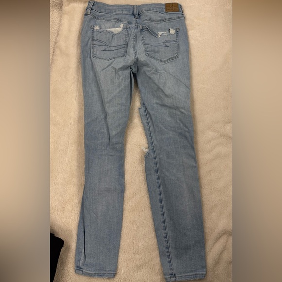 American Eagle Ripped Jeggings - Picture 3 of 3